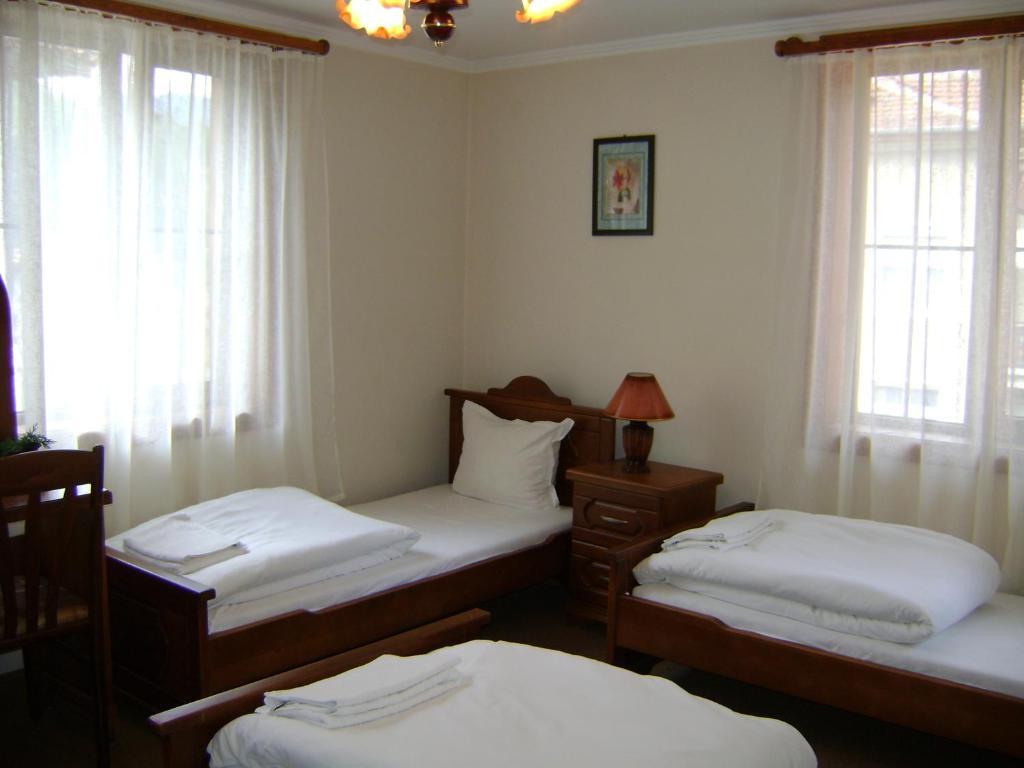 Guest House Todorini Kashti Koprivshtitsa Δωμάτιο φωτογραφία